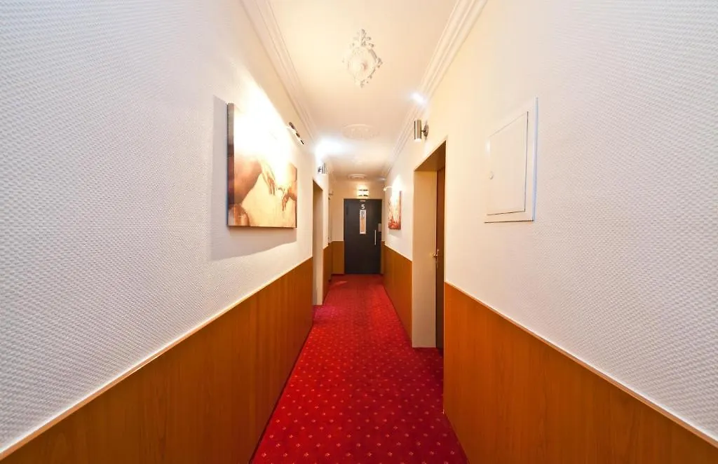 Hotel Primus Frankfurt Sachsenhausen Frankfurt am Main 3*,
