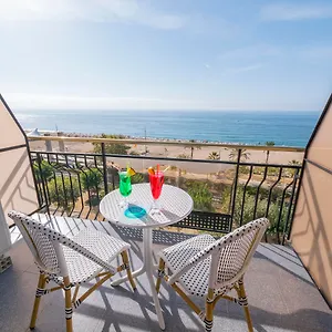 Hotel Checkin Garbí Calella